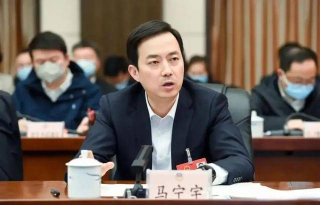 省会市长“落马”后，她也被查！