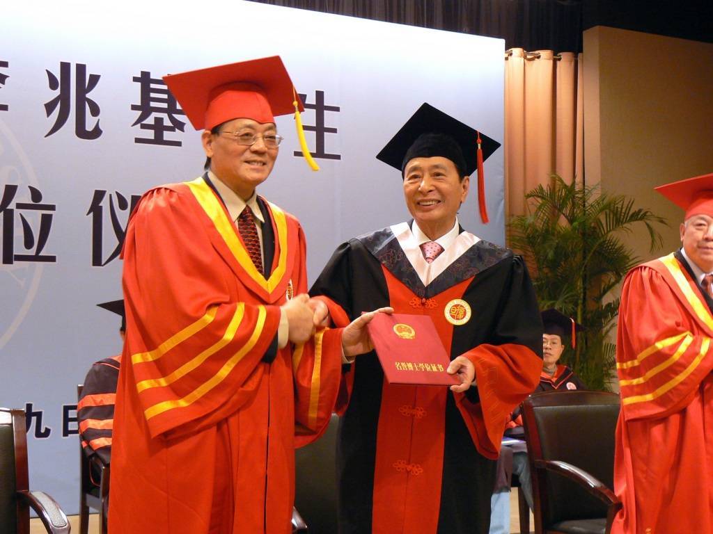 图忆｜“四叔”李兆基的传奇人生