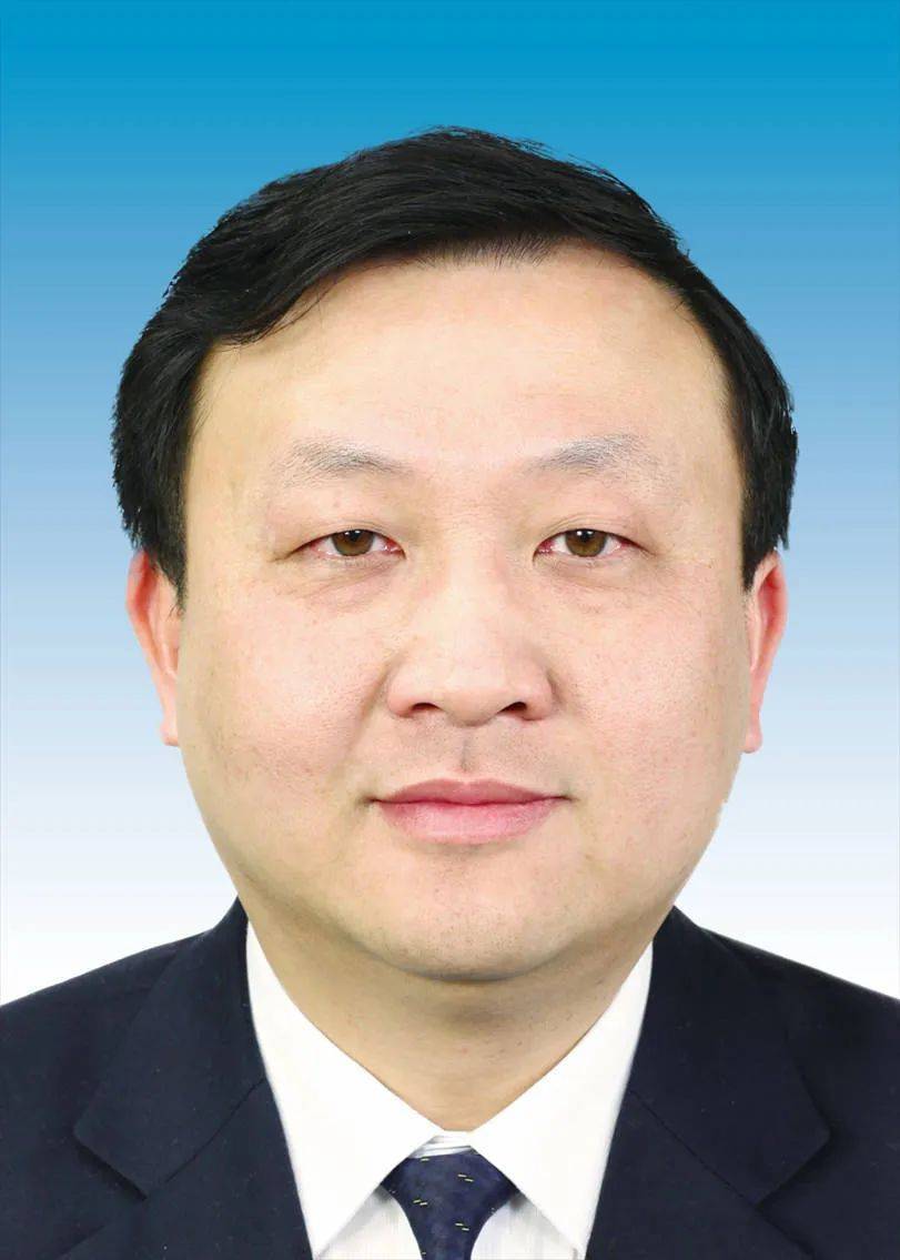 华源任上海市委秘书长